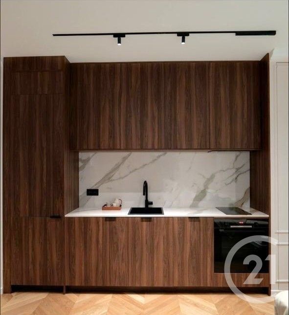 Flat Rue Chartran in Neuilly-sur-Seine