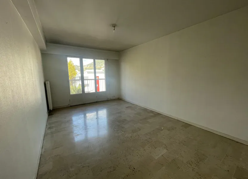 Appartement Avenue des Diables Bleus à Nice