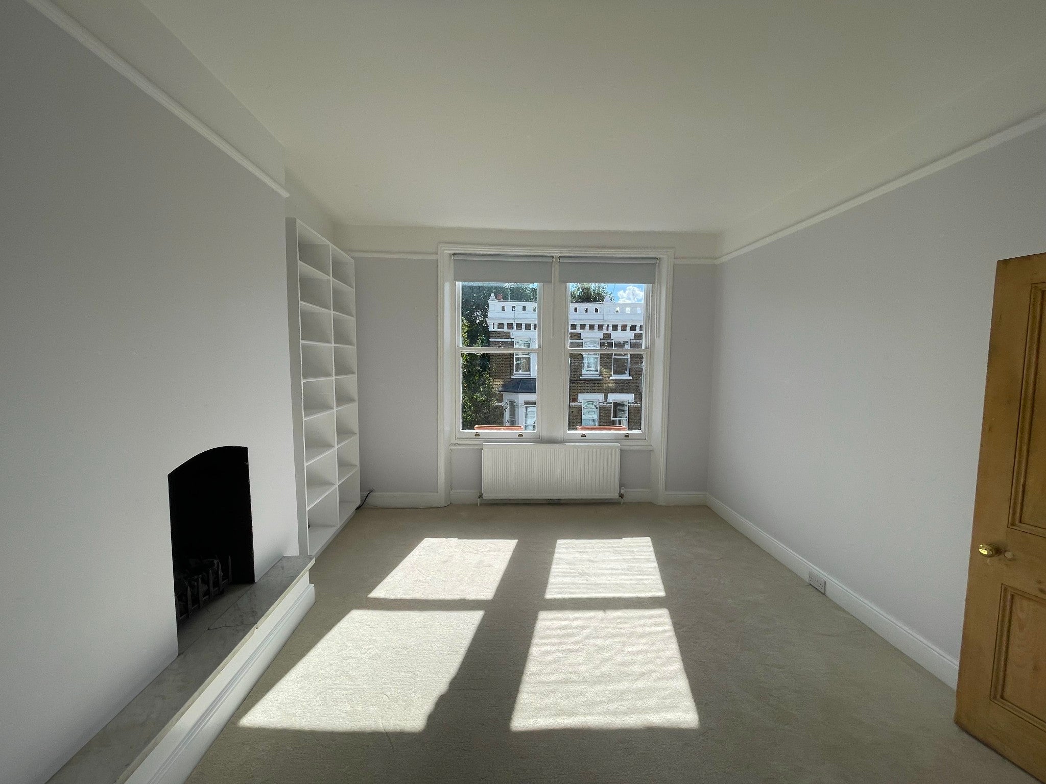 Flat Bolingbroke Road in Greater London