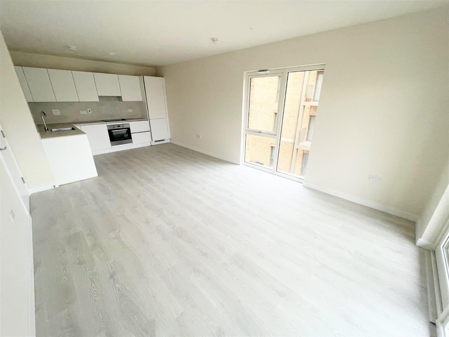 Flat Harewood Drive in Edinburgh