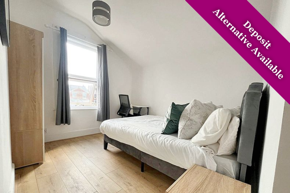 Room Bloomfield Road in Gloucester