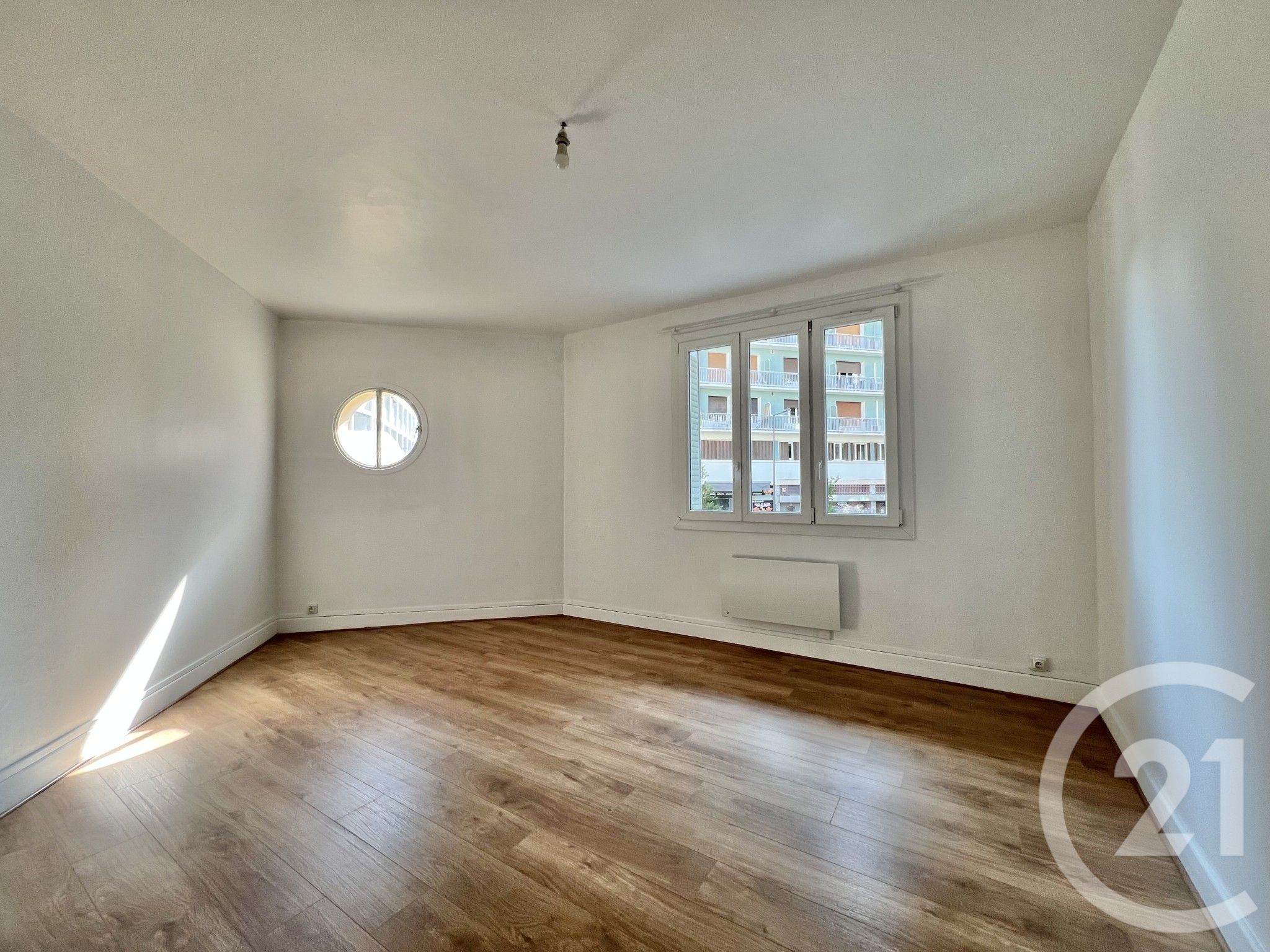 Appartement Place de Lavalette à Grenoble