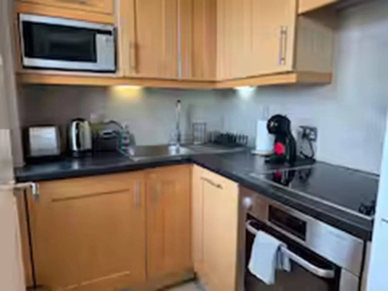 Flat Sloane Avenue in Greater London