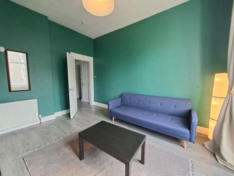 Flat Albert Street in City of Edinburgh