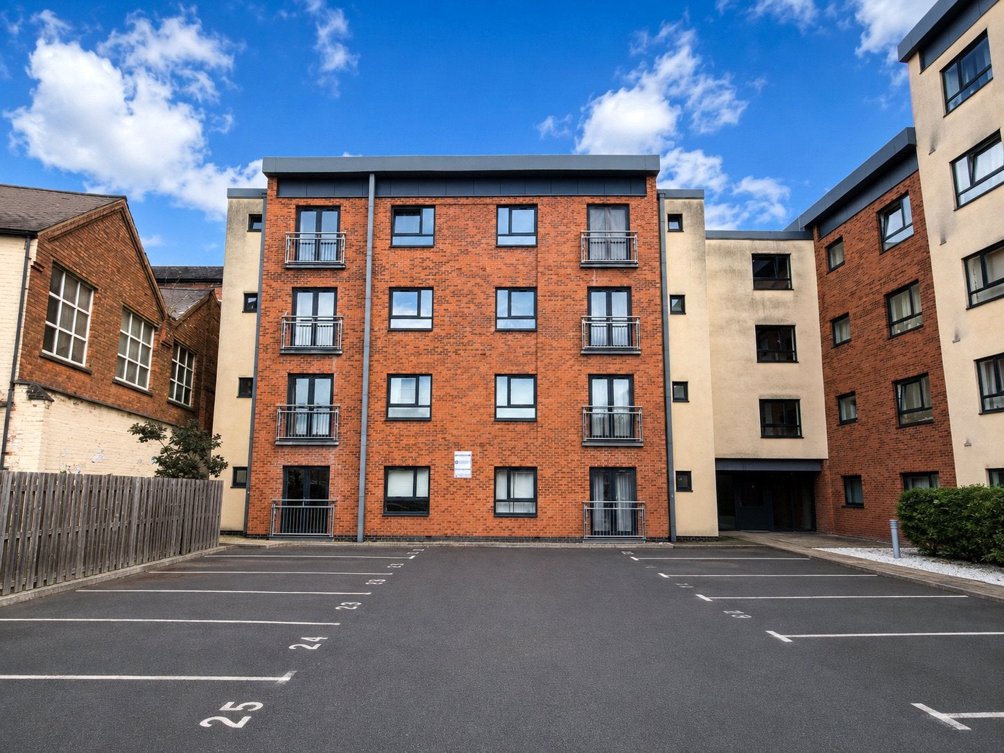Flat Western Road in Leicester