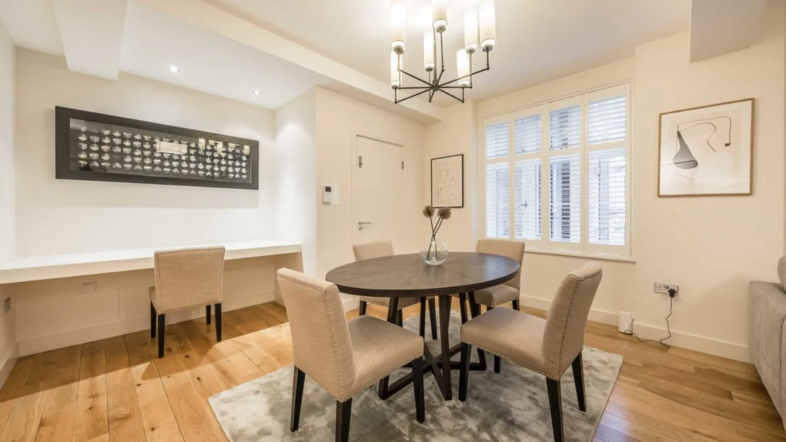Flat Chesterfield Gardens in City of Westminster