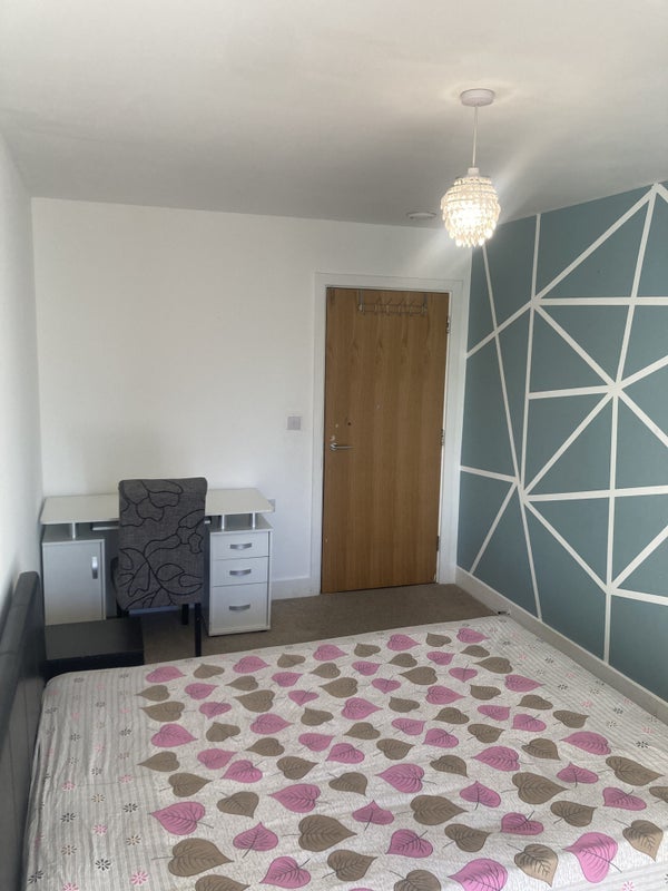 Room Eltham Hill in Greater London