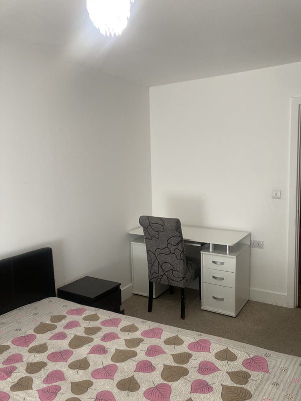 Room Eltham Hill in Greater London