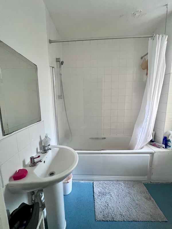 Room The Tanneries in Greater London