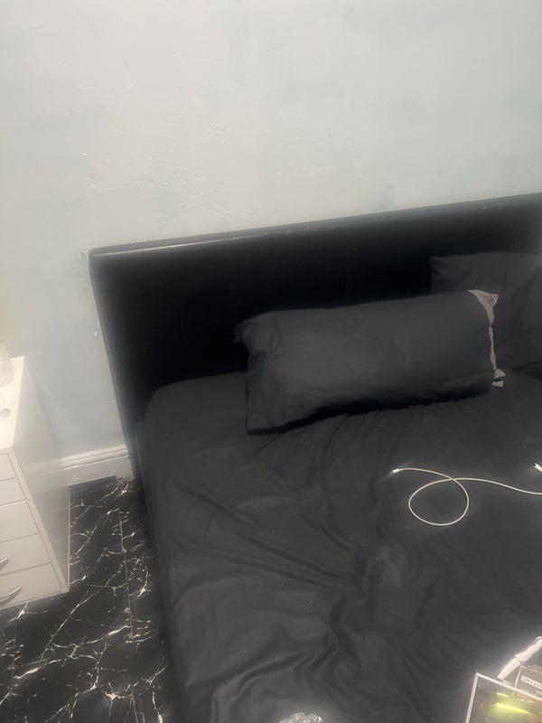 Flat Coldharbour Lane in Greater London