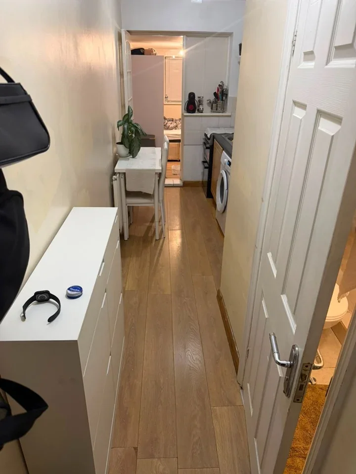 Flat Castleton Road in Greater London