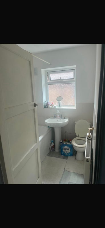 Room Valley Road in Trafford