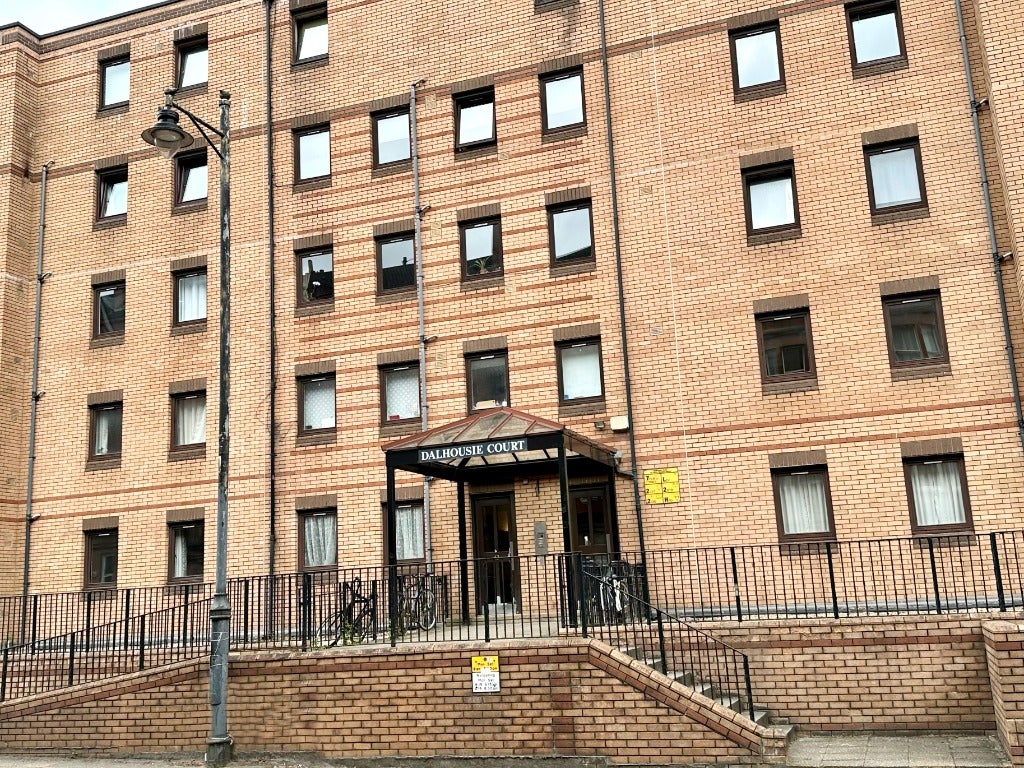 Flat West Graham Street in Glasgow