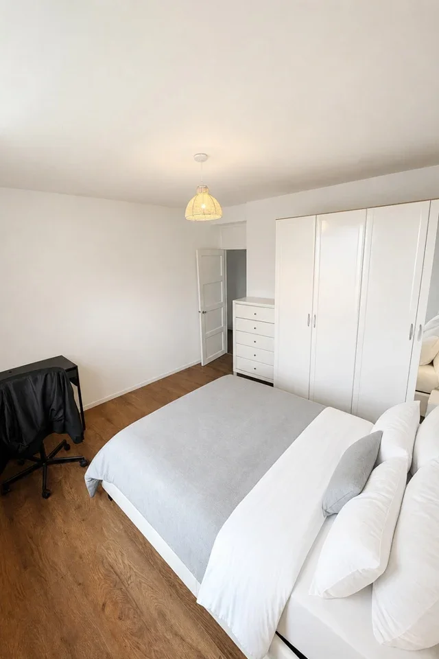 Room Brickfield Road in Greater London