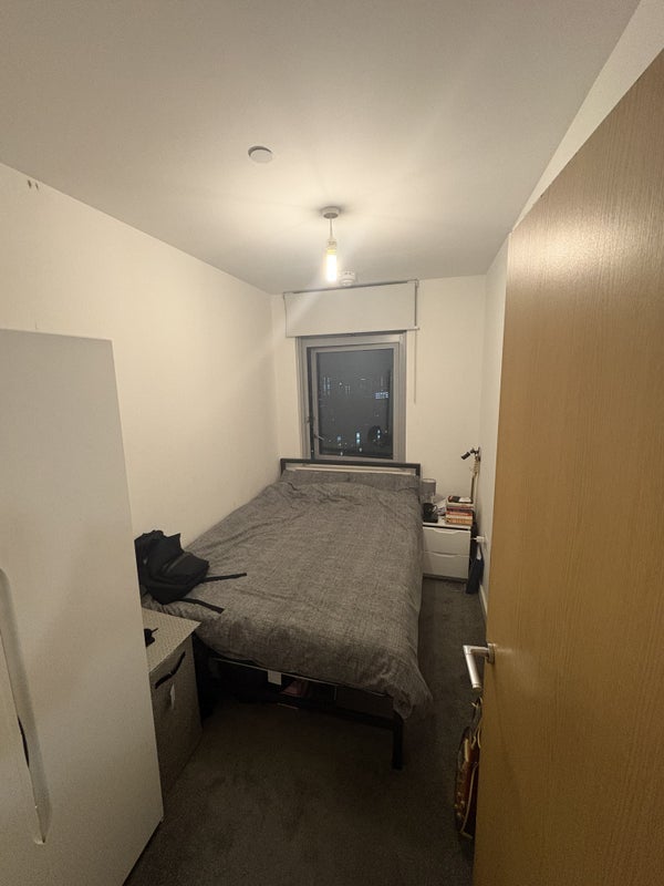 Room Ross Way in Greater London