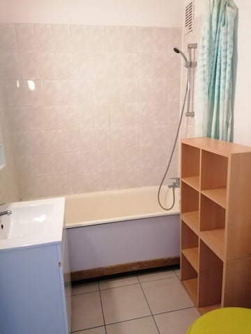 Flat Rue du Lieutenant Yvan Genot in Gaillard