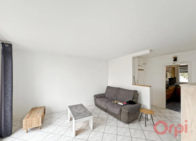 Appartement Sentier de la Courre aux Lièvres à Athis-Mons