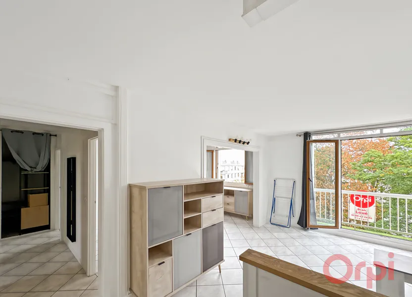 Appartement Sentier de la Courre aux Lièvres à Athis-Mons