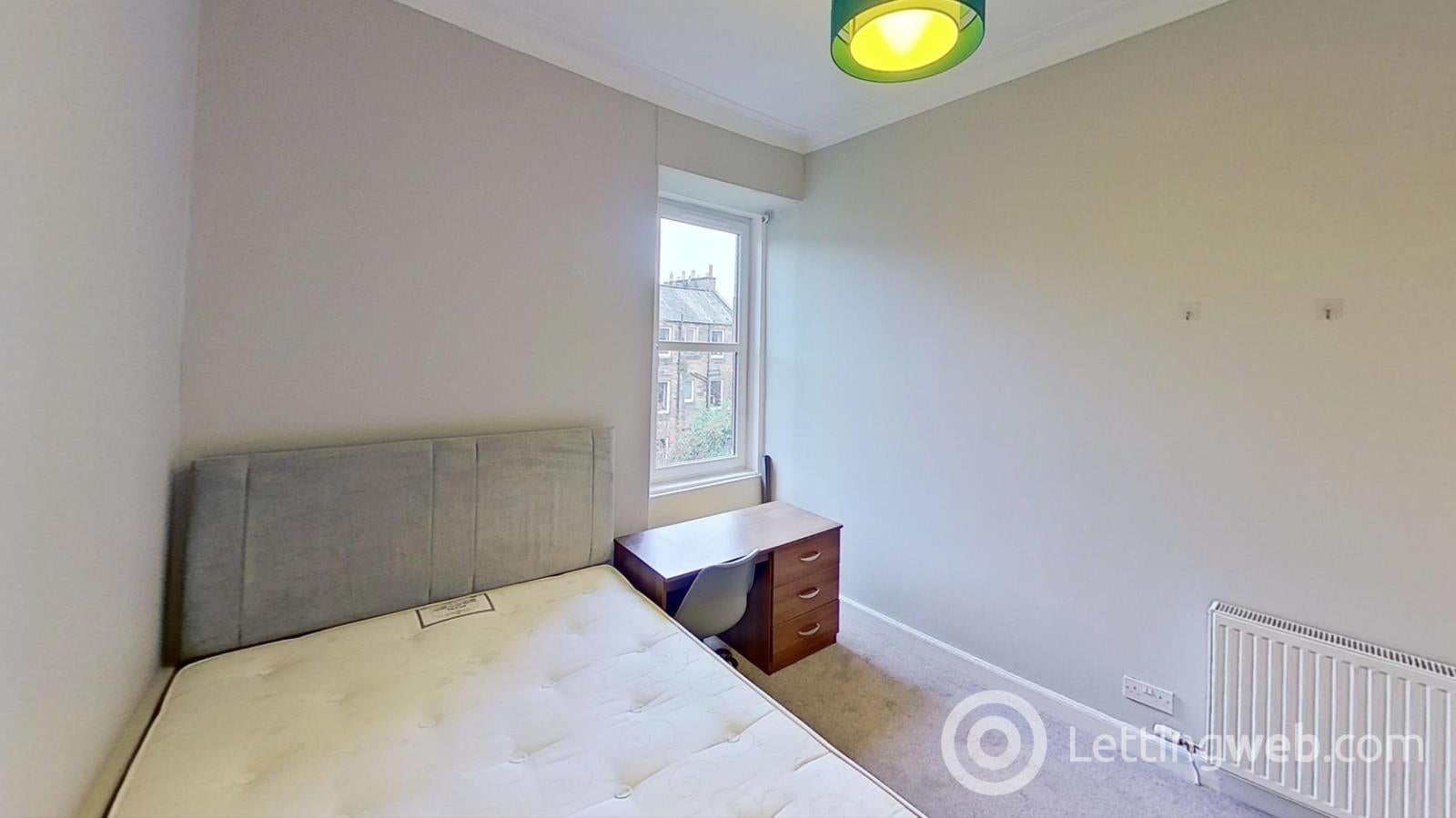 Flat Cathcart Place in City of Edinburgh