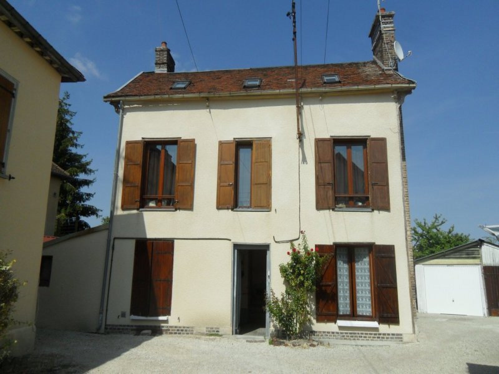 Flat Rue Georges Clemenceau in Troyes