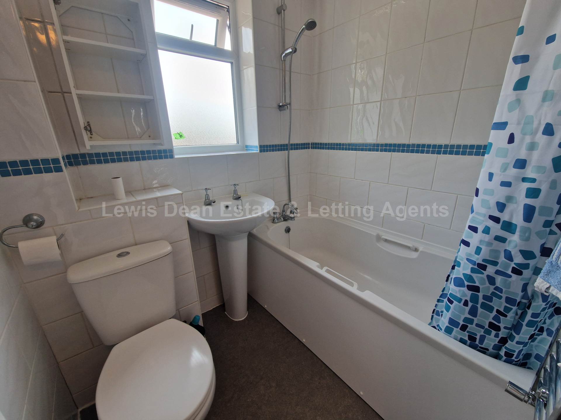 House Mapperton Close in Poole