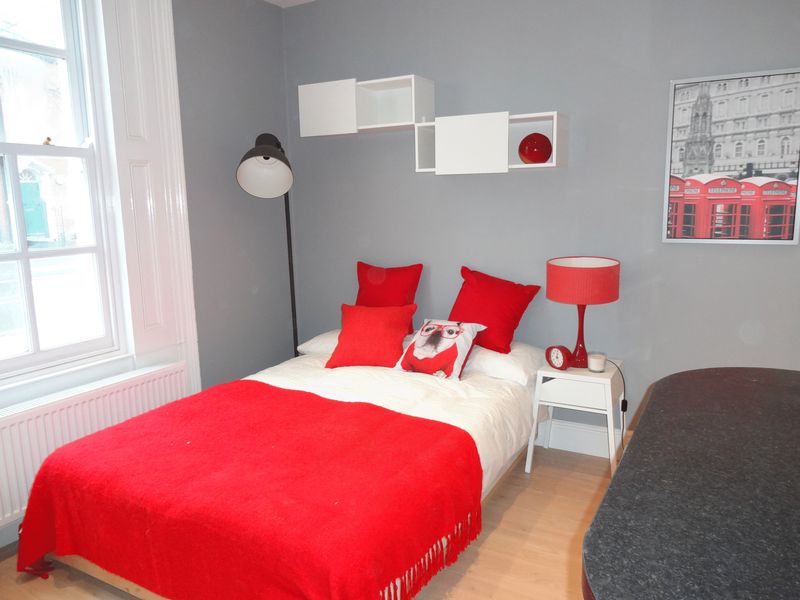 Room Castle Street in Worcester