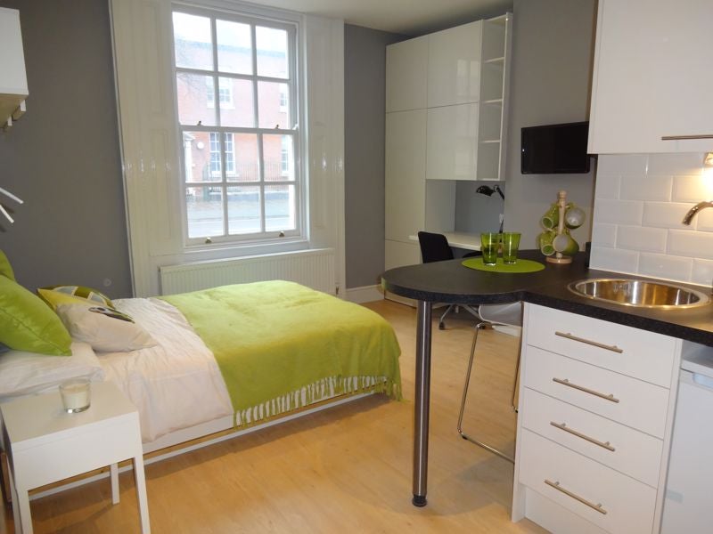 Room Castle Street in Worcester
