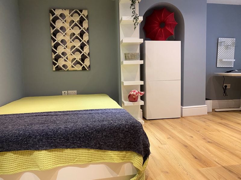 Room Castle Street in Worcester