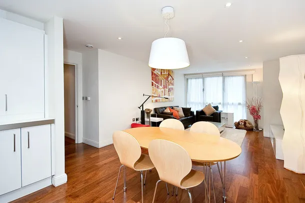 Flat Clerkenwell Road in Greater London