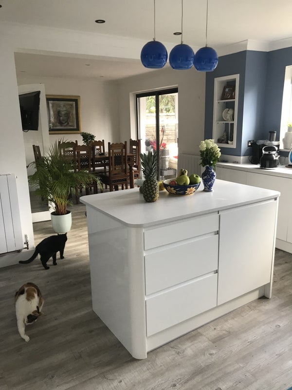 House Isaacs Close in Poole
