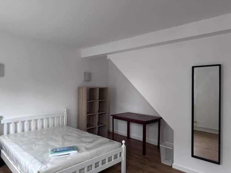 House Smart Street in Greater London