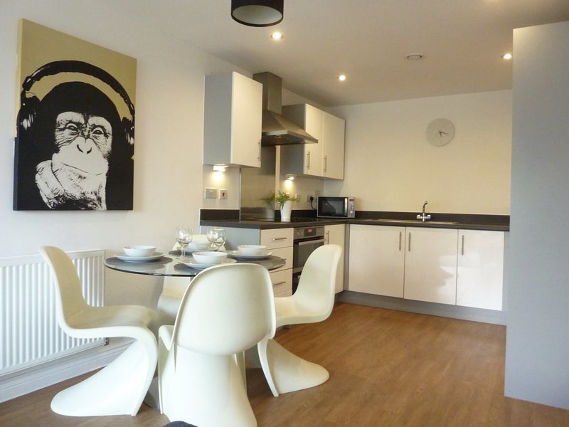 Room Homesdale Road in Greater London