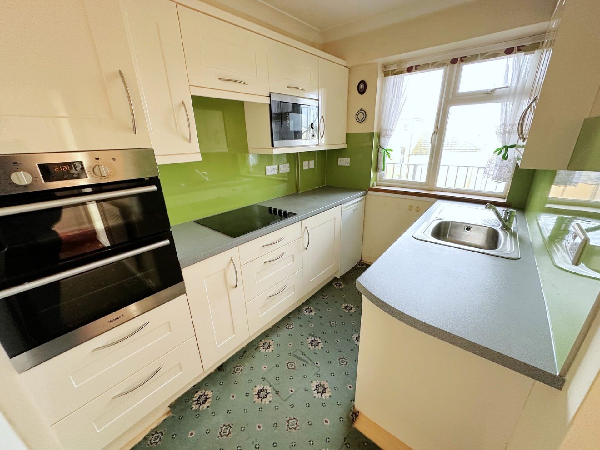 Flat Marina in Rother