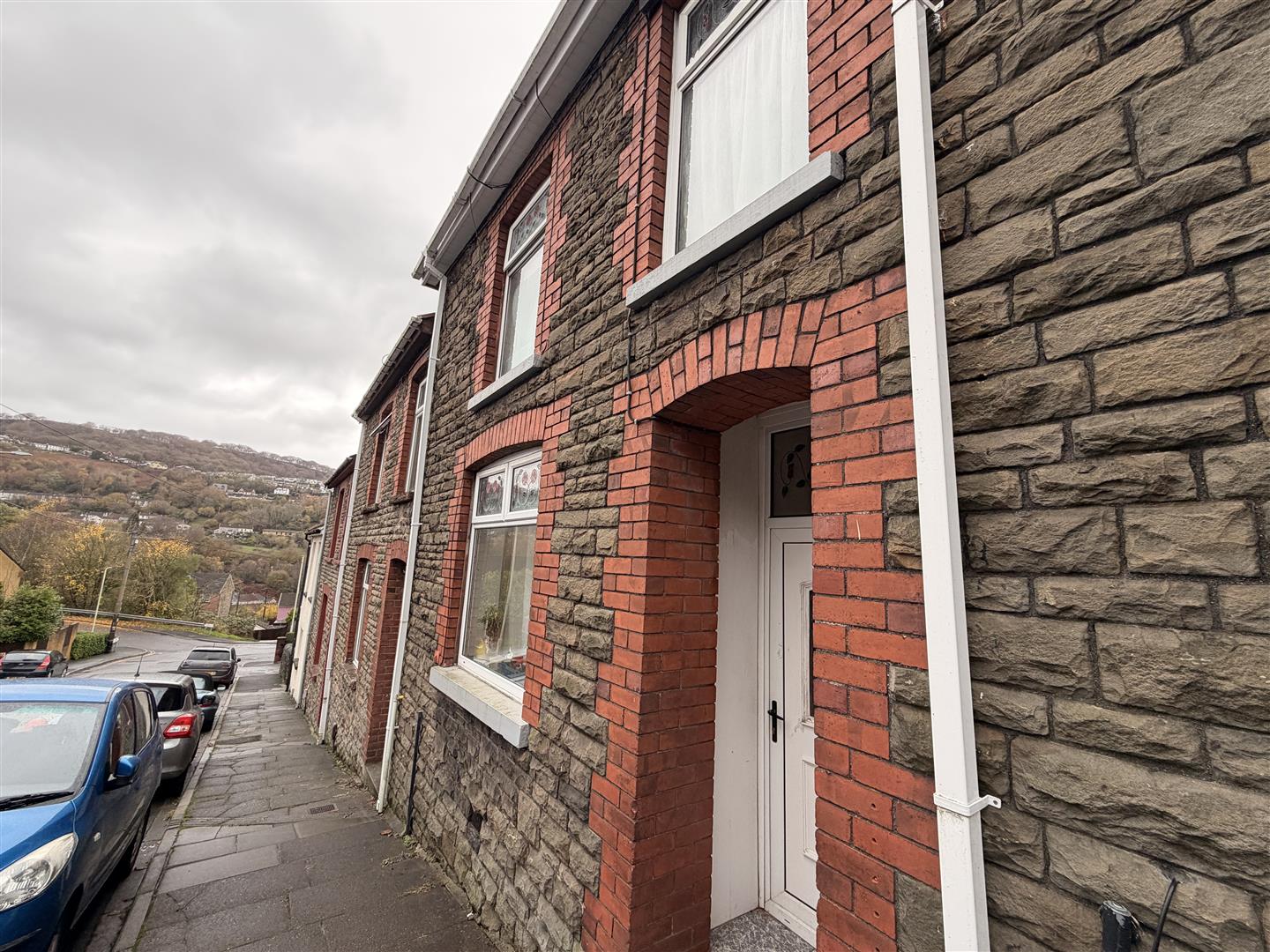 Flat Quarry Road in Pontypridd