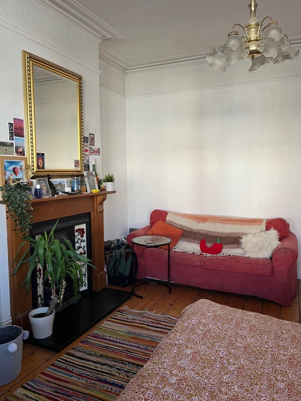 Room Hill Avenue in Bristol
