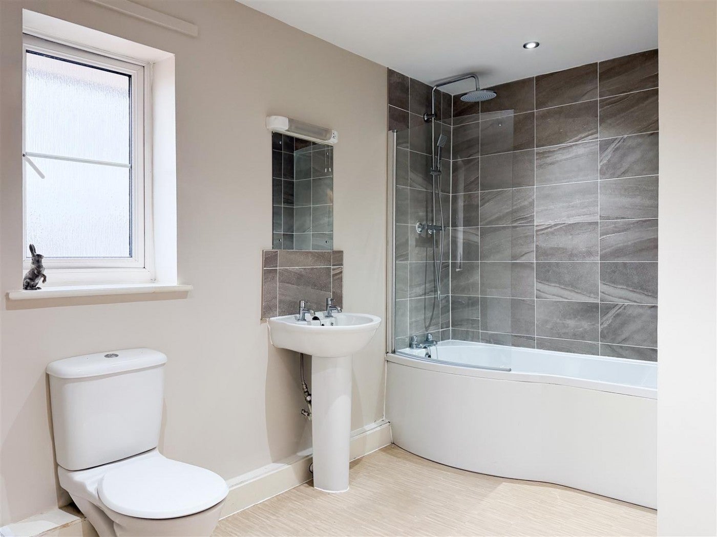 Flat Waterers Way in Surrey Heath