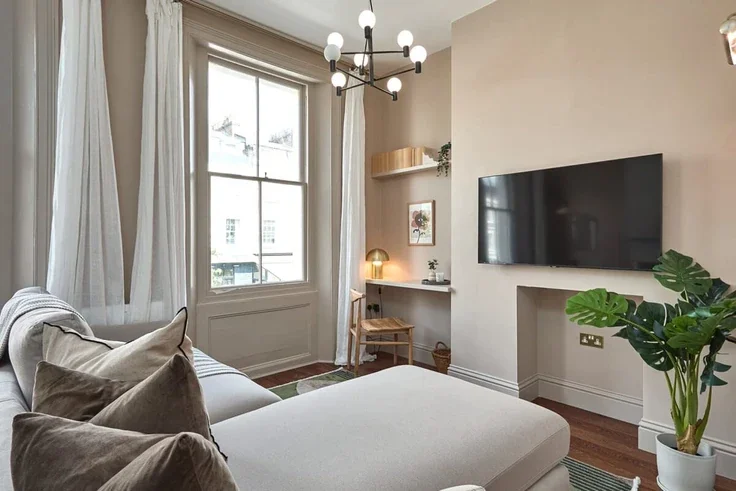 Flat Blenheim Terrace in City of Westminster