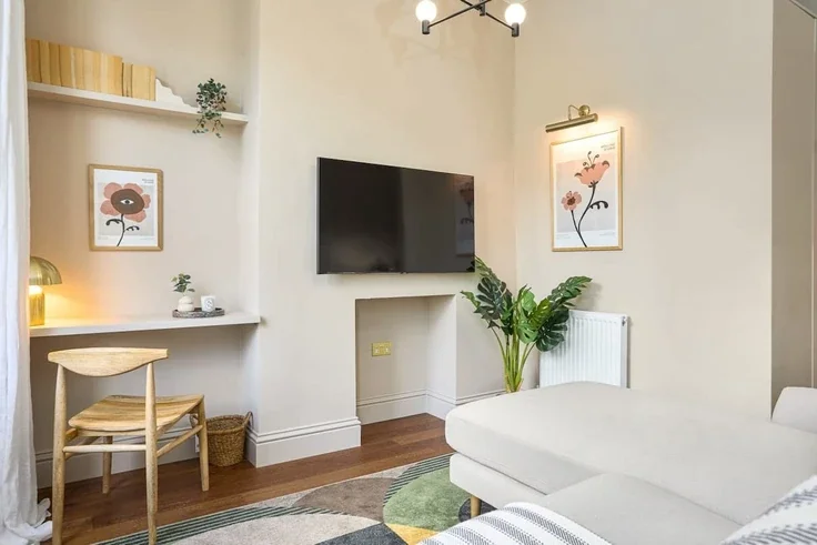Flat Blenheim Terrace in City of Westminster