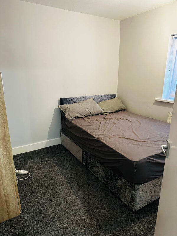 Room Withern Road in Nottingham