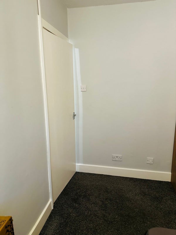 Room Withern Road in Nottingham