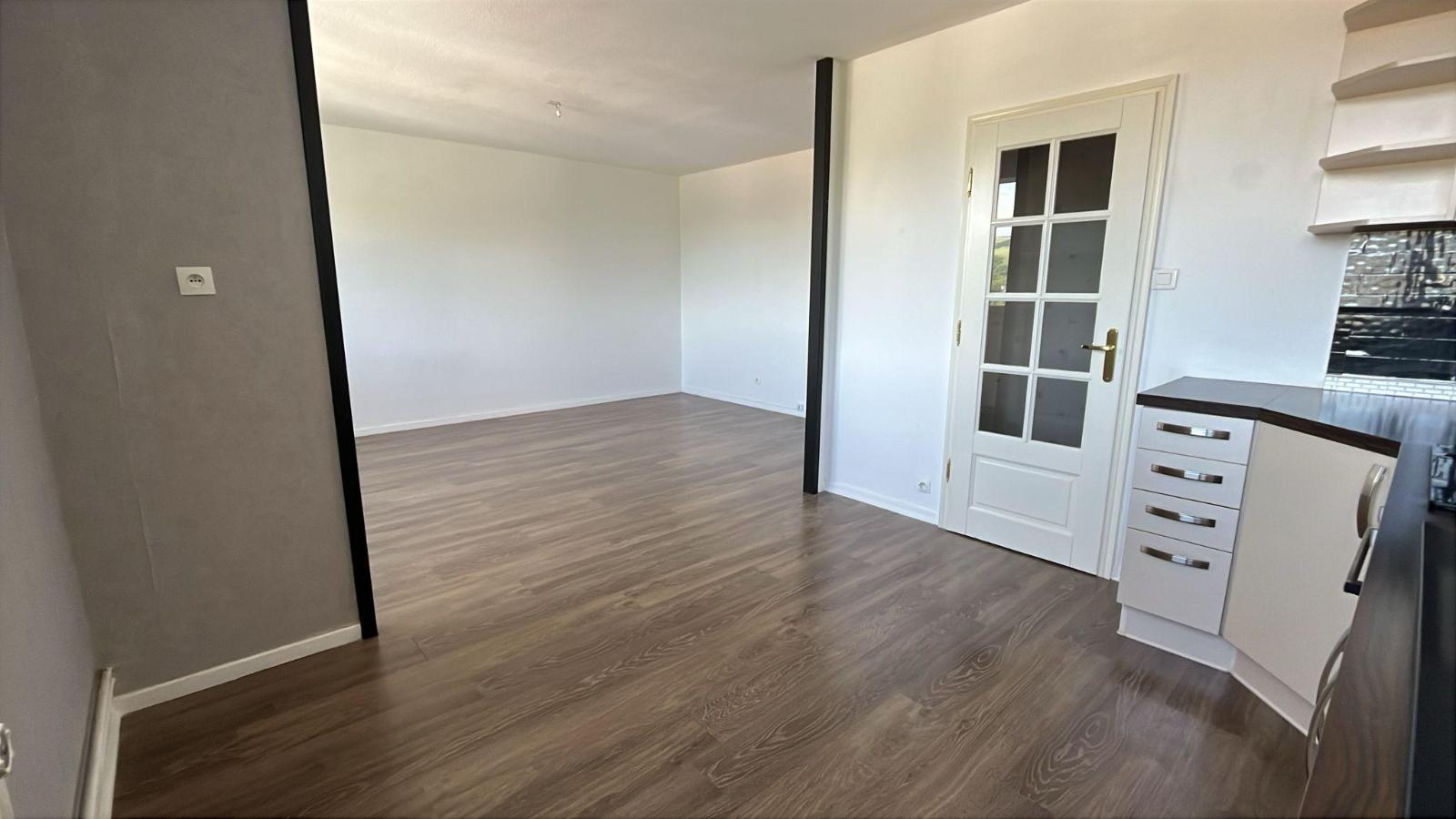 Appartement Rue Jules Michelet à Le Chambon-Feugerolles
