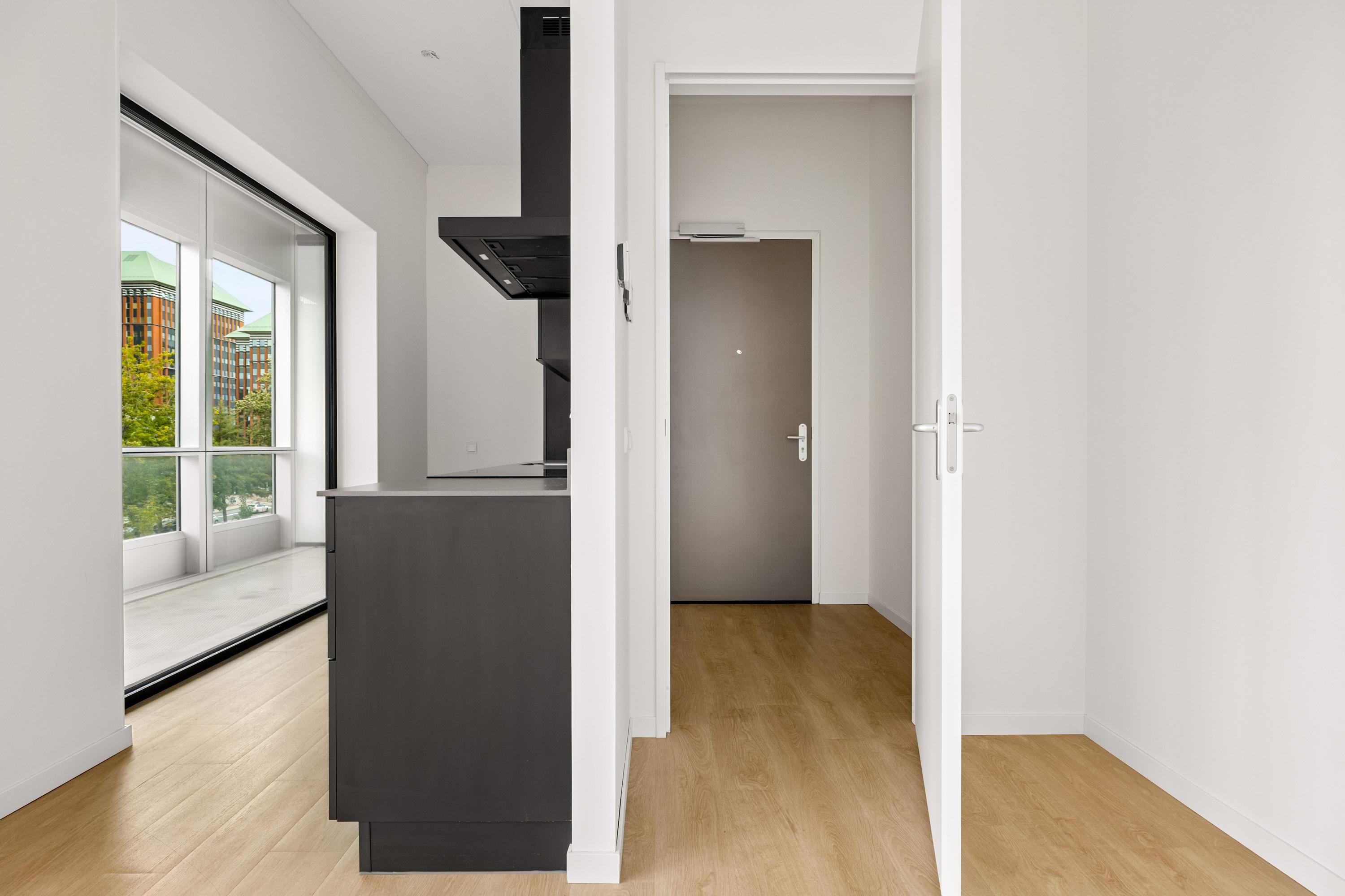 Appartement te huur: Elizabeth Anscombestraat 79, Amsterdam