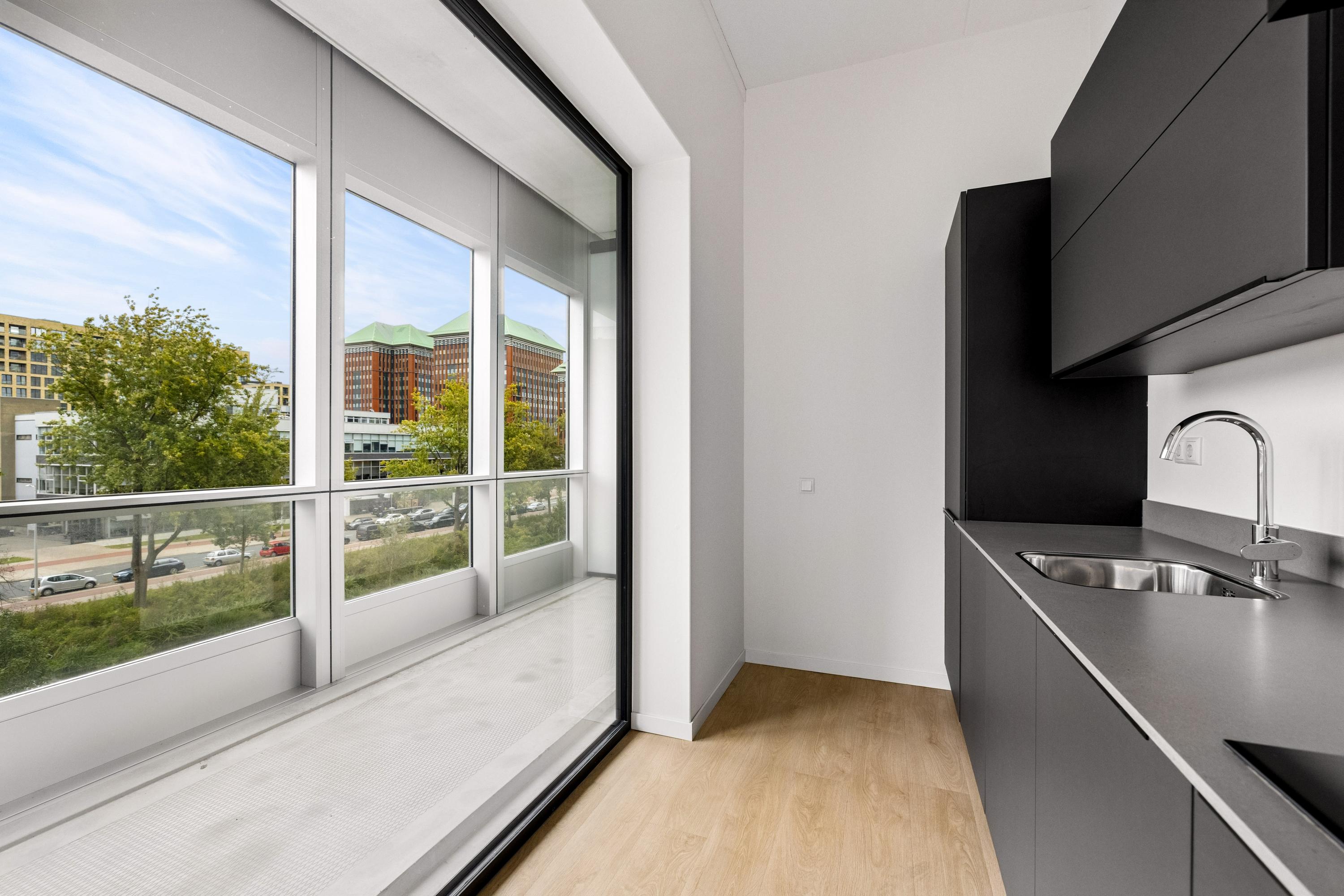 Appartement te huur: Elizabeth Anscombestraat 79, Amsterdam