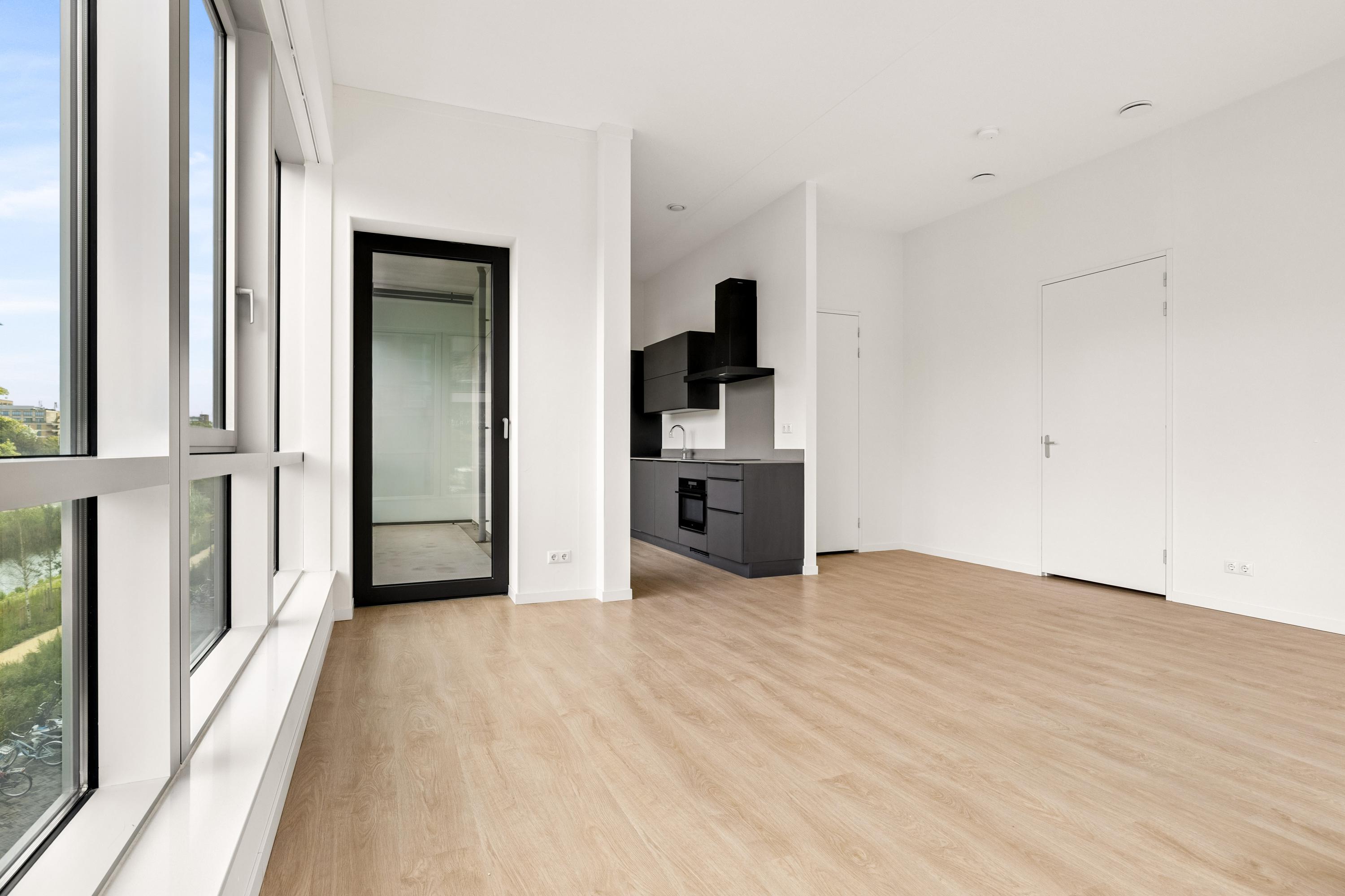 Appartement te huur: Elizabeth Anscombestraat 79, Amsterdam