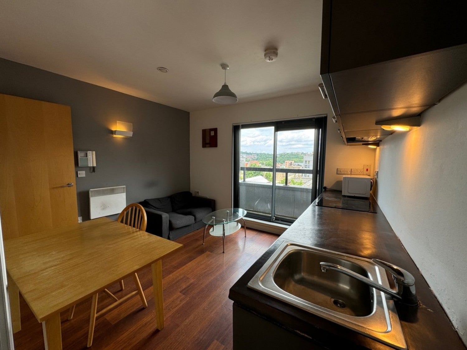 Flat Upper Allen Street in Sheffield
