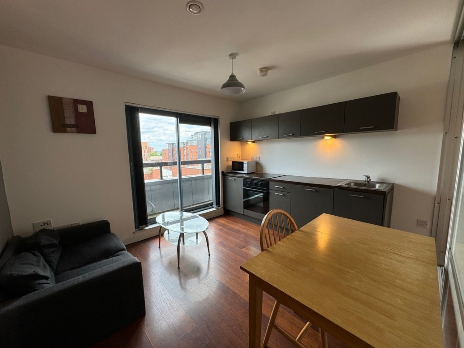 Flat Upper Allen Street in Sheffield