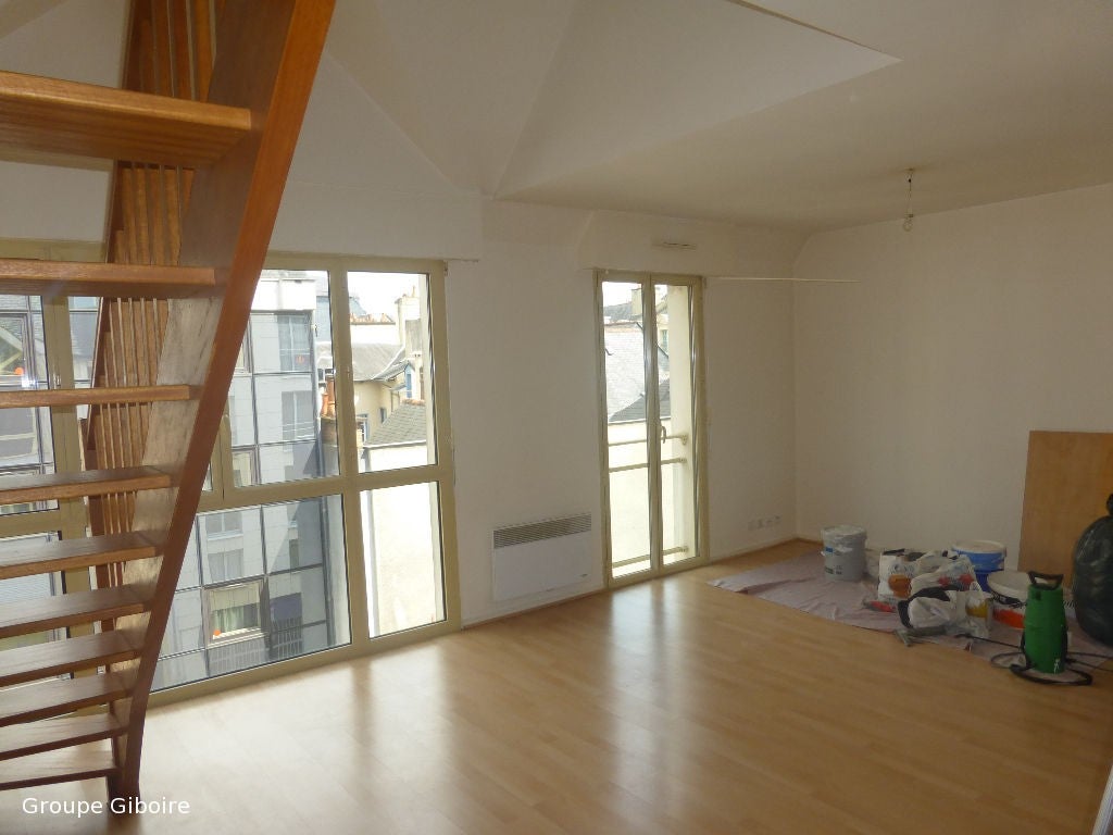 Flat Rue Paul-Louis Courier in Rennes