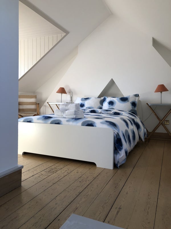 Room Langler Road in Greater London