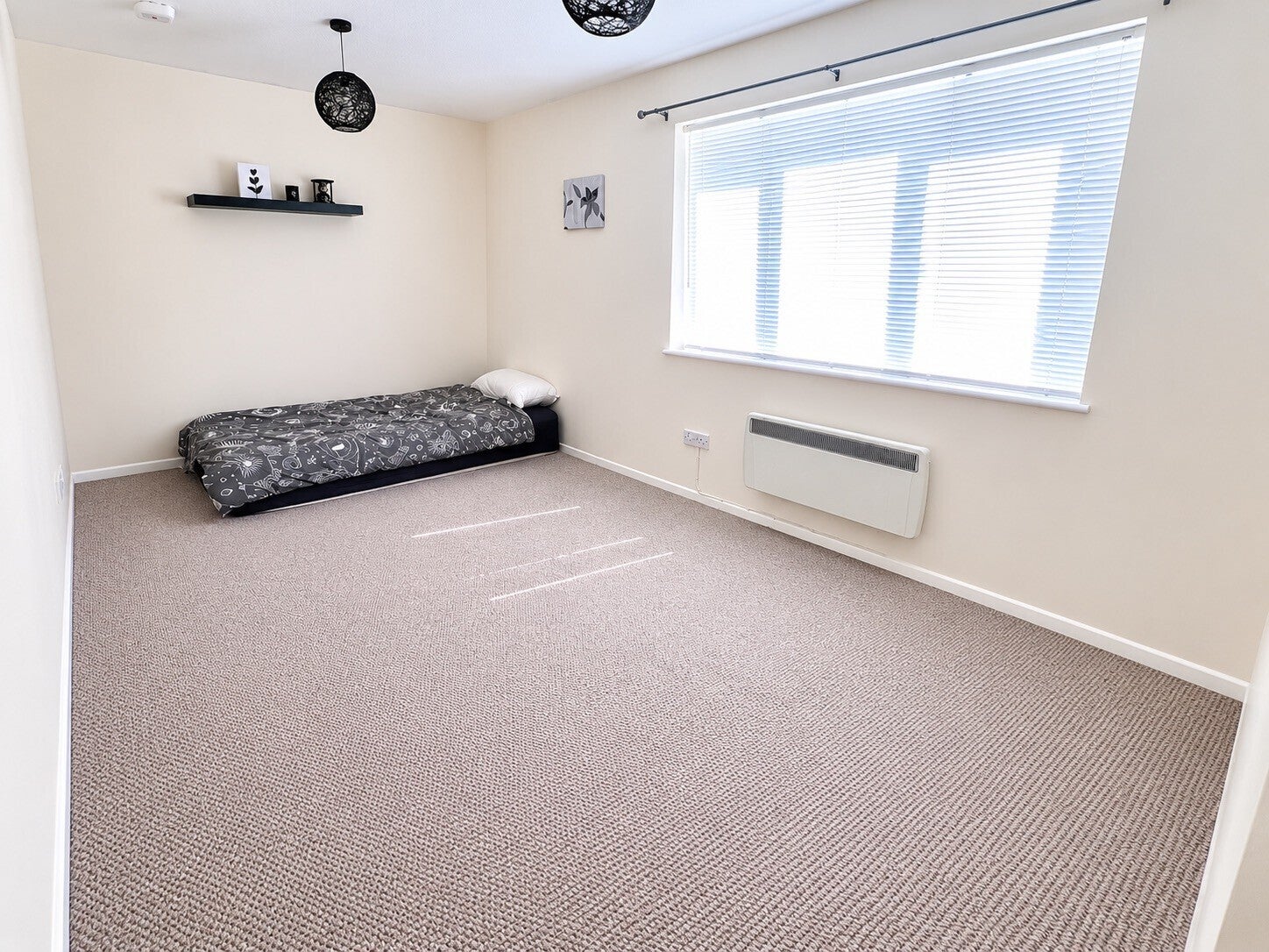Flat Stour Close in Southampton