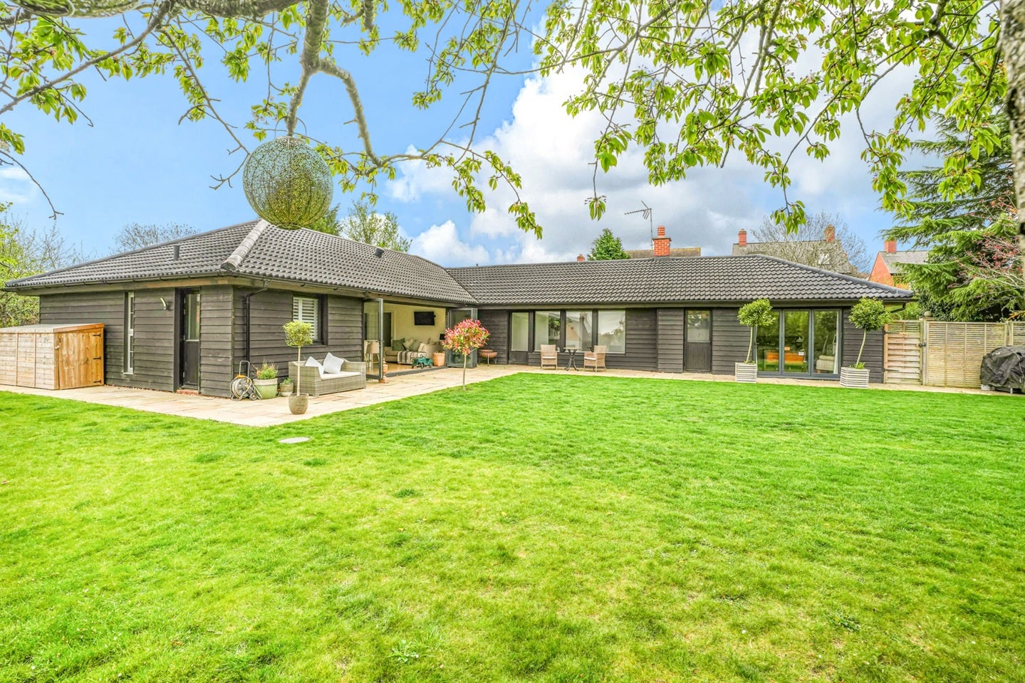 House London Road in Towcester